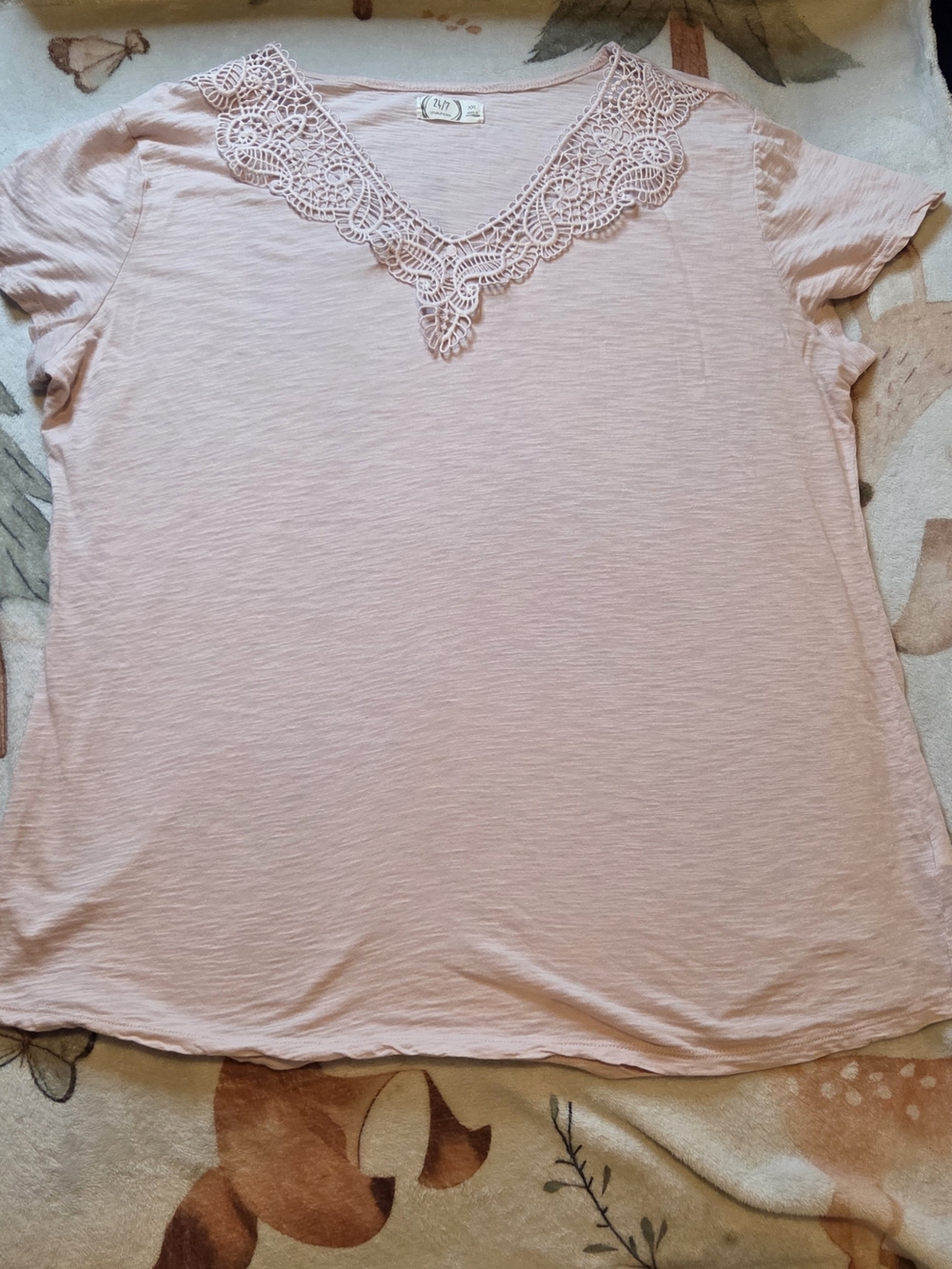 Maurices Light Pink V-Neck Tee with Lace Trim